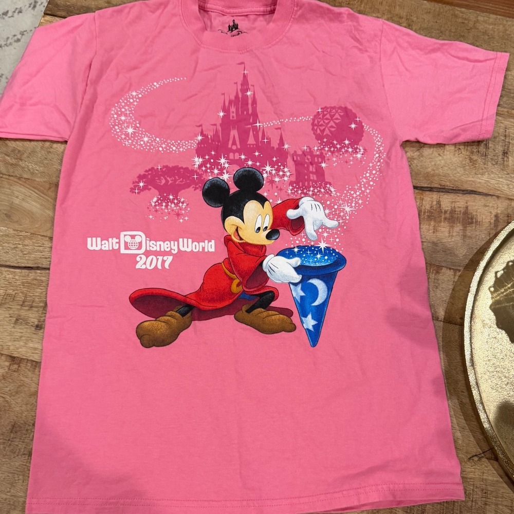 Walt Disney World 2017 Sorcerer Mickey Pink Graphic T-Shirt Mens Small